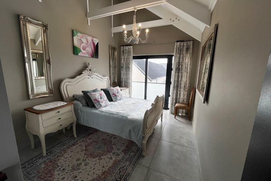 3 Bedroom Property for Sale in Renosterbos Estate Western Cape